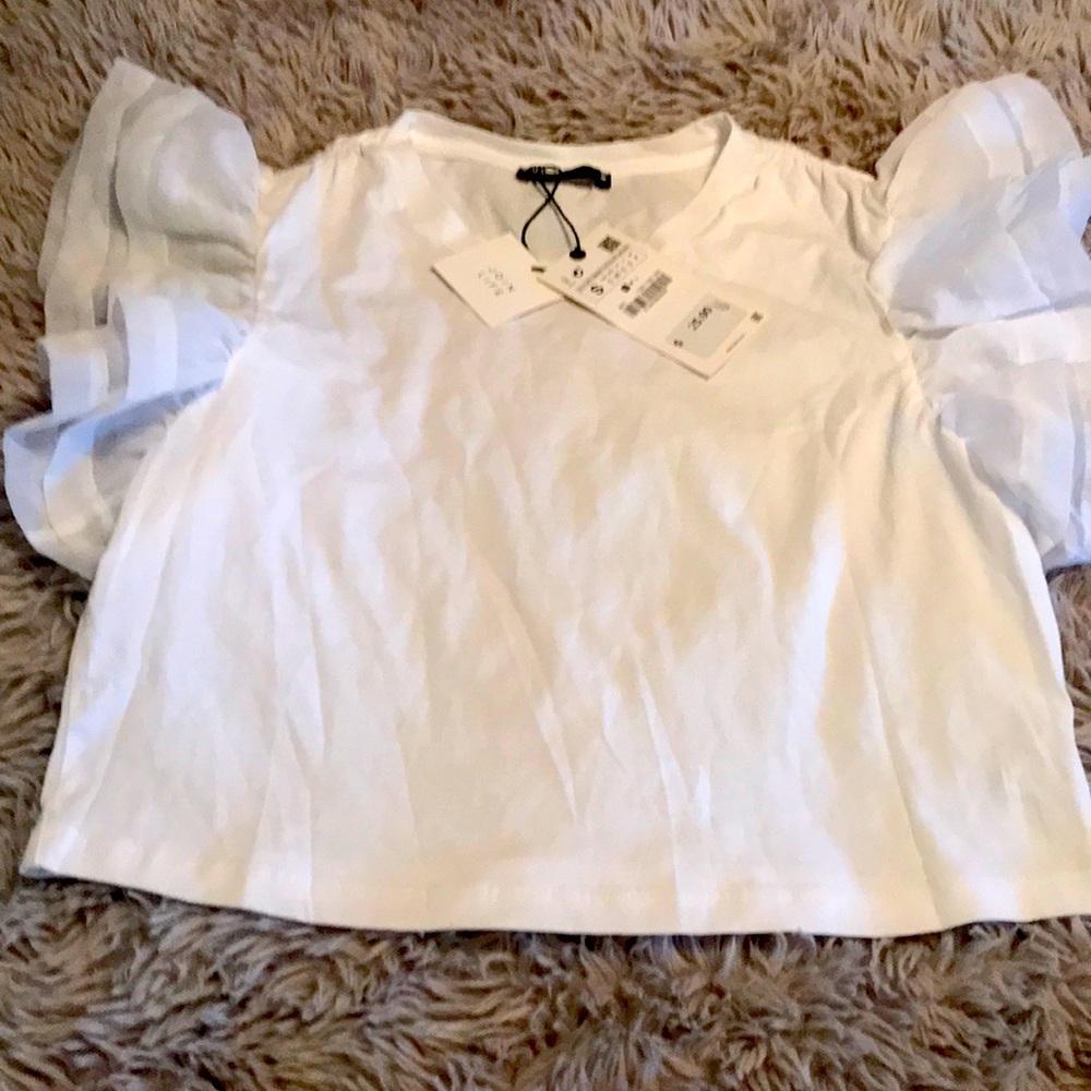 Flare sleeve cropped T-shirt